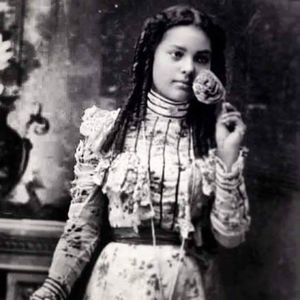 Meet your Posher, Bruce